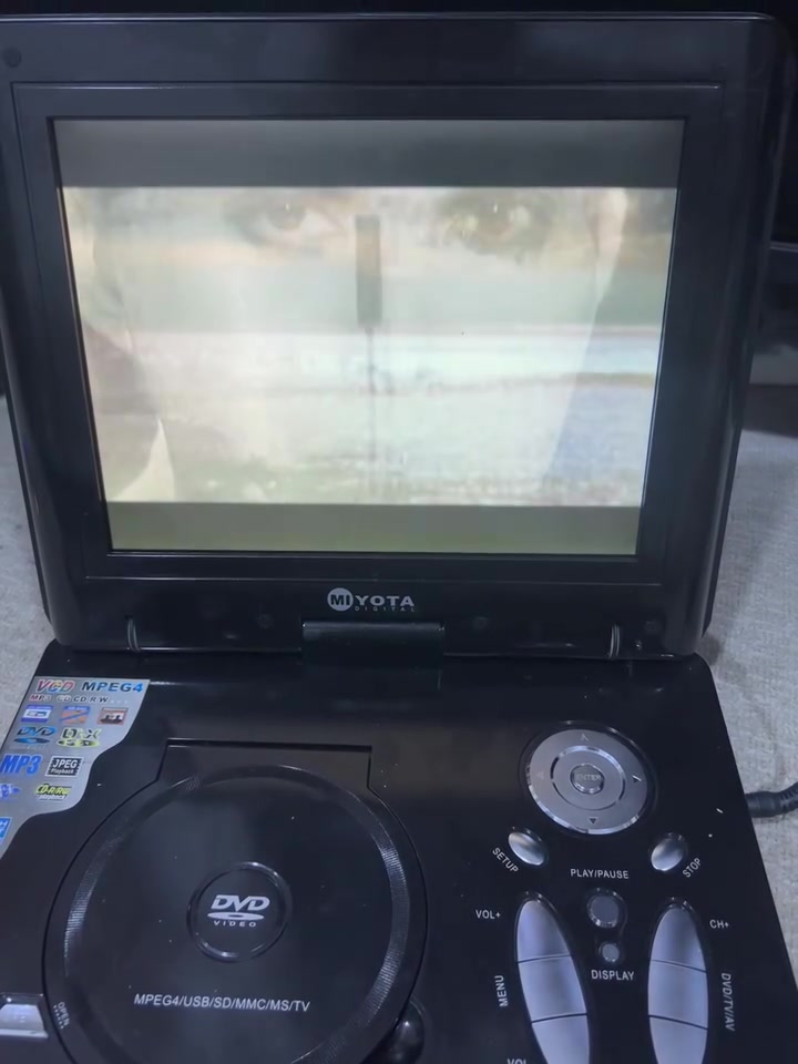 جهاز dvd ووسي دي  وهواي سوالف بي  واقراص  ب٥٠ الف كله الجهاز ويشتغل كهرباء وعالسيارة
بس محولة مكطوع البلك  مالها تشتغل عادي وريمونت قبق البطارية ضايع


**إذا كنت صاحب هذا الإعلان وتريد حذفه لأي سبب، رجاءا أرسل رسالة إلى الدعم الفني**