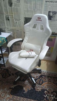 كرسي ألعاب • ريد دراكون