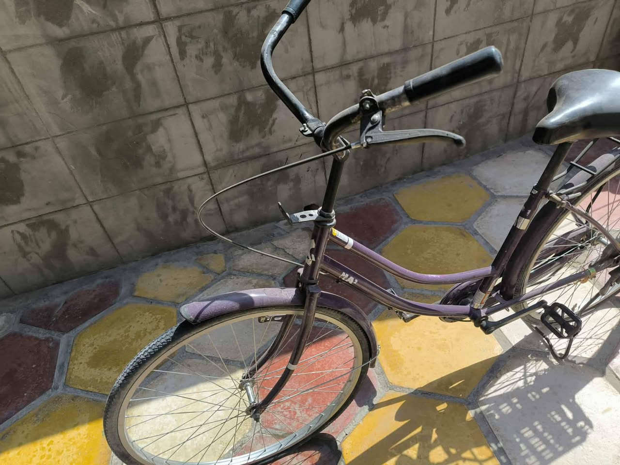 السلام عليكم 
بايسكل بطه ياباني حجم 26 
الموديل 2018 
شركه NA 
البايسكل فقط التاير الوره بنجر والكدام مسوي جديد كلشي مابي فقط الوره بنجر 
السعر 65 وبي مجال
العنوان:- النجف الكوفه البراكية 
للاستفسار اكثر خاص او الاتصال على
***********
