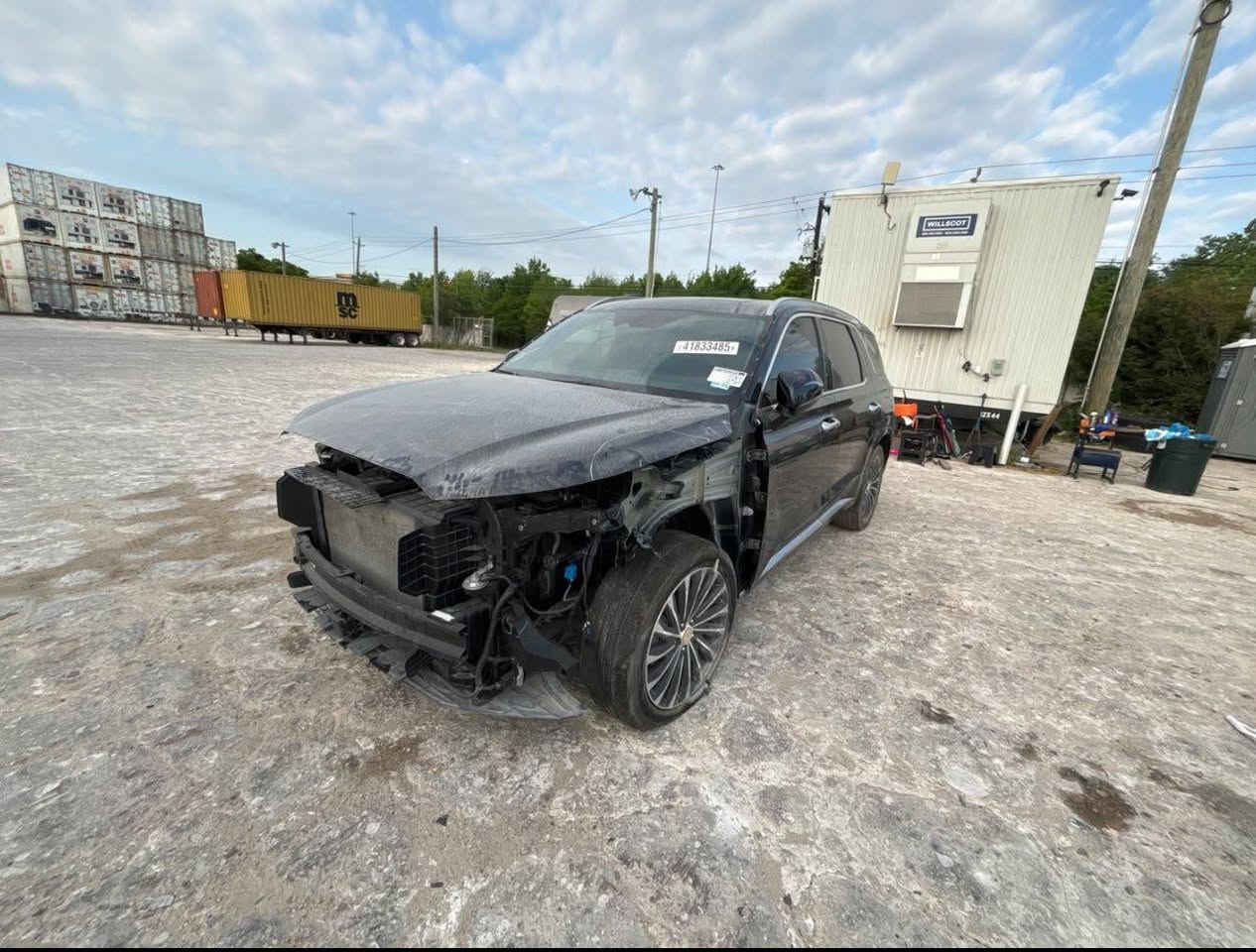 هونداي بلسايد موديل 2023 فول مواصفات 1/1 لفئة كلكرافي حادث بسيط موضح بل صور سبعة راكب كشنات vip محرك 3800 ستة سلندر وارد امريكي كشنات تدفئة تبريد مساج كشن لسائق خزن كشن كيارة كير بيانة لدات داخلية جميع الالوان دفع امامي رقم لسيارة بغداد بصمة البيبان لمس تقديم ترجيع بل ريمونت تشغيل عن بعد طاك بيهة ايرباك لبردة من جهت لسائق فقط و براس لسنة 2026 بل احتفالان انضربت طلقة بل بنيد مامبينة اصلا سعر السيارة 310 و بيهة محال بسيط عنوان بغداد الغزالية ***********
