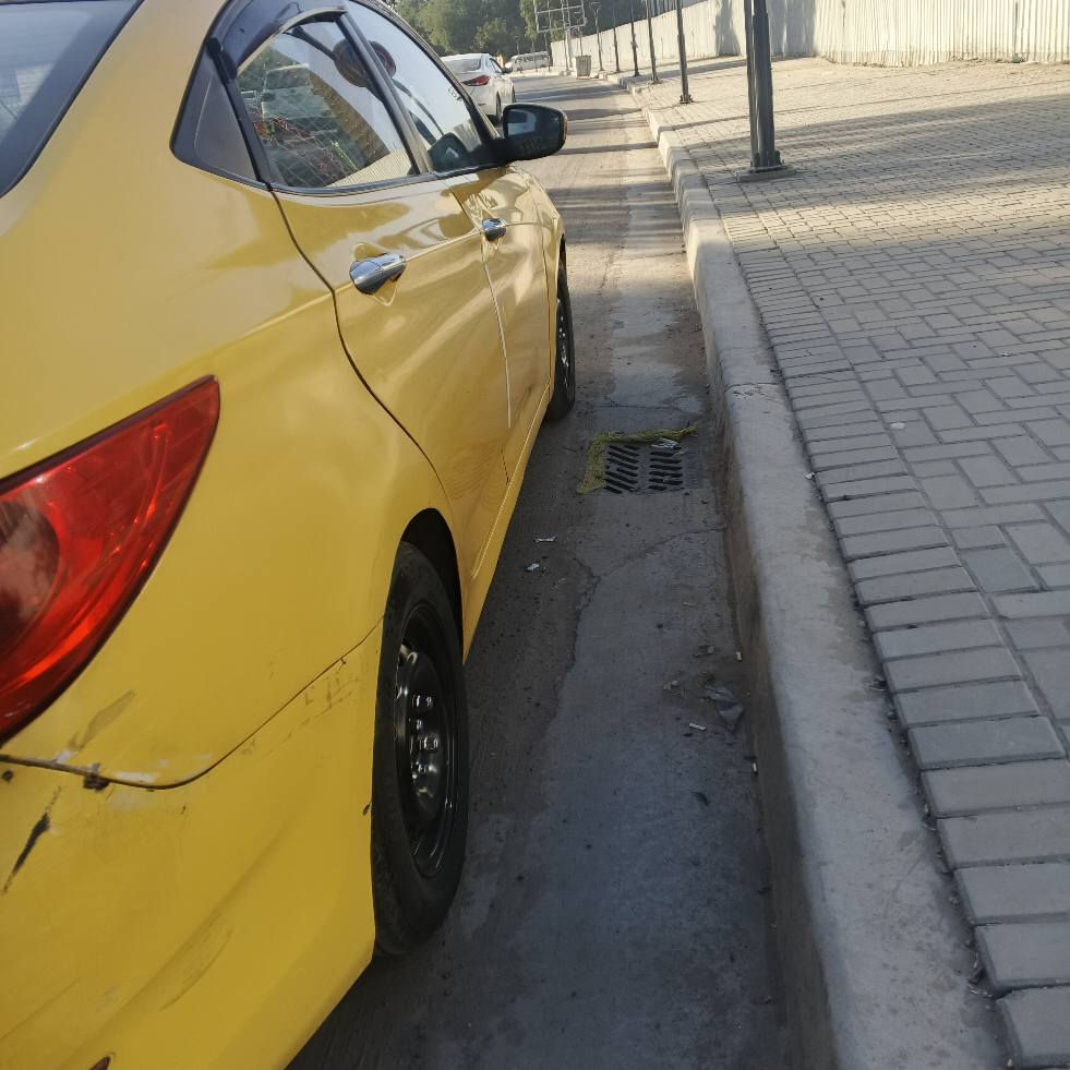 سلام عليكم هونداي اكسنت موديل 2013امريكي  حادثها فقط باب سايق ونفسة ليبل فقط طخطخات سياره جاهزه وجديده كير محرك مكفولات السياره  رقم بغداد سياره مكينه 1600جيداي  جاهزه تخم تاير جديد تبريد ثلج السعر 83 وبيها مجال بسيط  مكاني بغداد شعله للاتصال واتساب *********** كل تفاصيل ذكرتهه لتكلي شبيهة تعال كلبها تاخذها سونار وين ميعجبك تعال وخادم الكم هيئة غرامات تستلم صافي سنوية لحد
