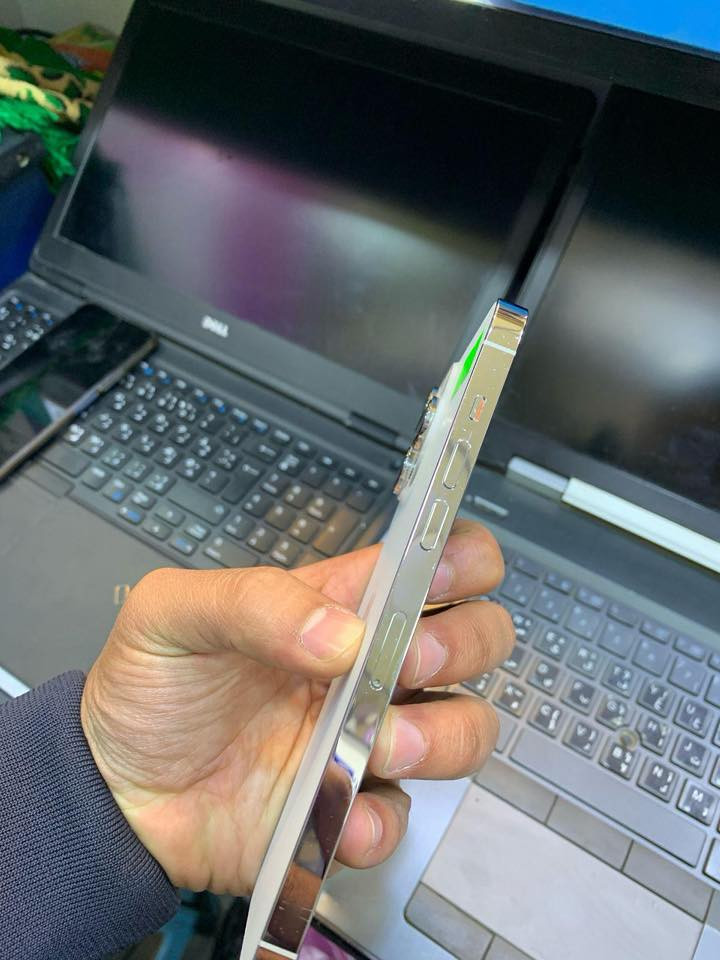 سلام عليكم 
IPHONE 14 PRO MAX
جهاز نضيف مامفتوح لون ابيض 
ذاكره 256
بطاريه 84
***********
