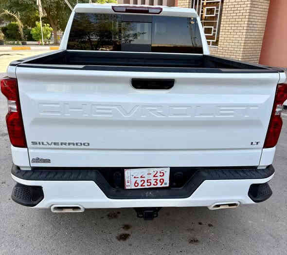 24 ماشيه 3000 كيلو
باب جبير بدي قصير 

4/4

8 سلندر 5300 

من يجي واحد يكلي شدعوه اكو فرق 

عمي سياره زيرو مو ماشيه 100 الف

تعال شوف بعينك

***********
