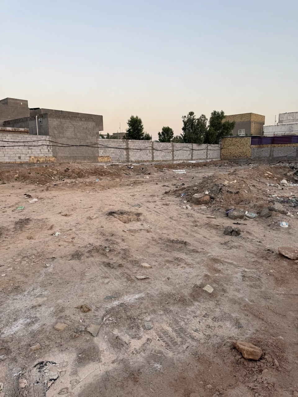 قطعة ارض زراعي 950 متر للبيع بداية السنية السياحي قريبة ع شارع العام فرعها تبليط للستفسار ***********
