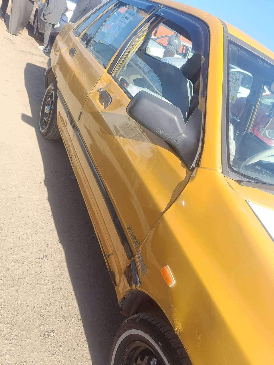 السلام عليكم 
سايبه موديل 11 رقم بابل
مكينه وشواصي وكير مكفولات
هيئنه وغرامات مصفرة سويه ل 28 
كهربئيات شغاله باتري جديد تبريد شغال
السعر 23 وبيهة مجال مكان كربلاء حي الغدير 
***********
***********
