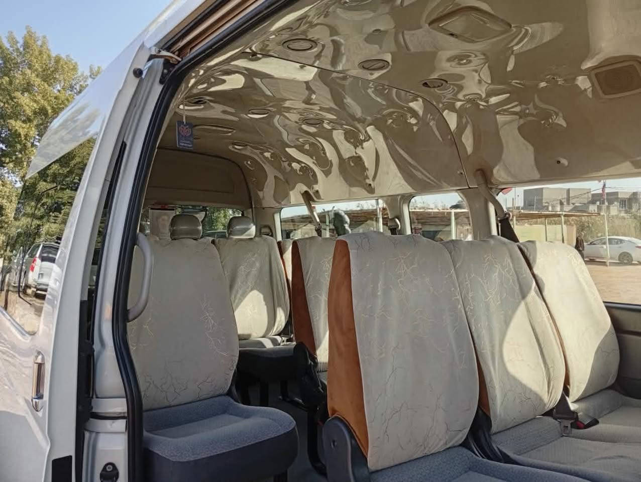 سلام عليكم تيوتا هايسه للبيع موديل 2018 كفاله عامه مكاني الديوانيه ‏‪***********‬‏
