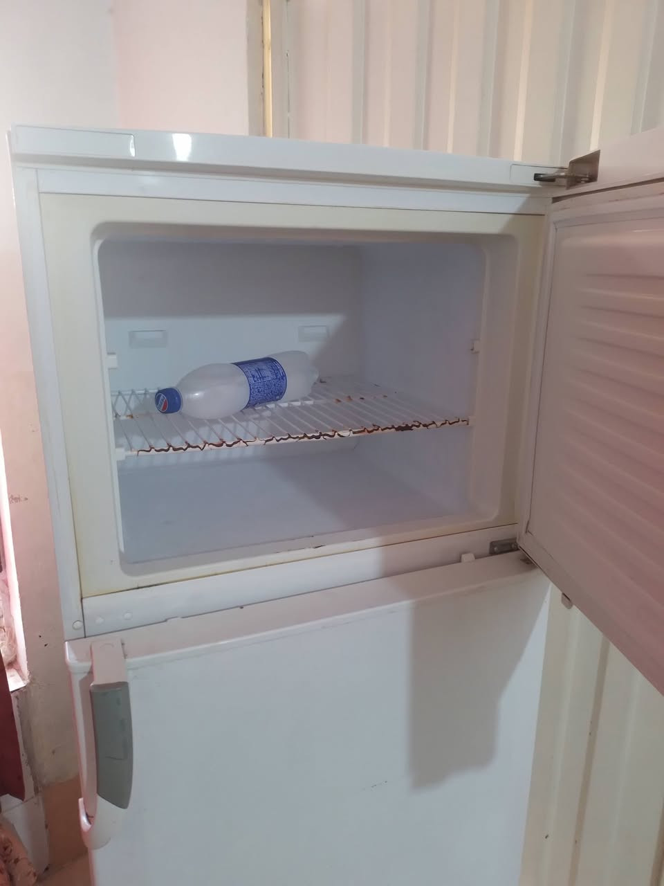 السلام عليكم
ثلاجه جديده اي عيب ما بيه كلشي ع البلادي ما مبدل بيه شي 
السعر 120 الف وبيه مجال 
المكان زانكو ٩٩ 
الثلاجه شرط مال


**إذا كنت صاحب هذا الإعلان وتريد حذفه لأي سبب، رجاءا أرسل رسالة إلى الدعم الفني**