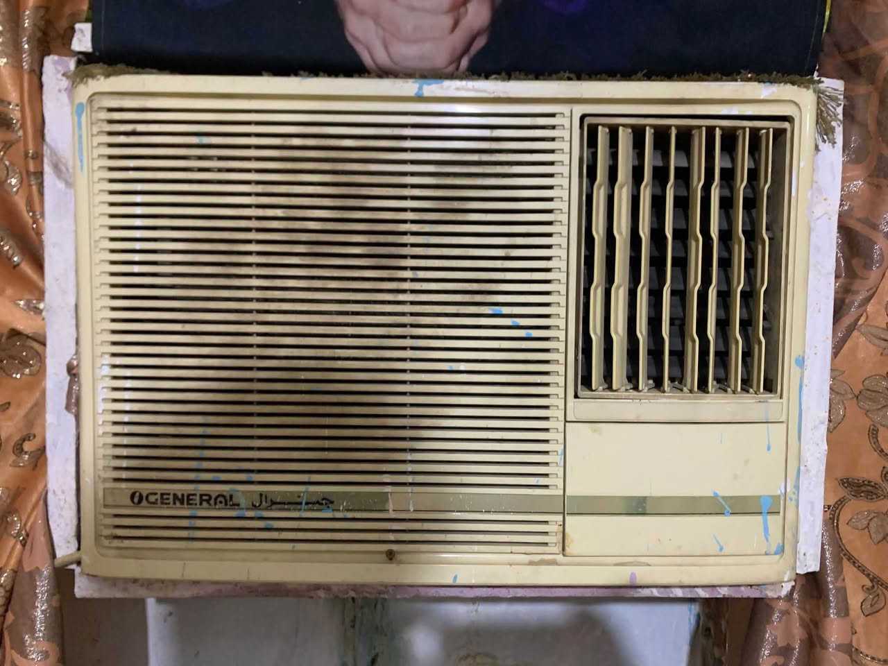 مكيف جنرال طنين للبيع مصلح جان بي ليك وسويته ب 200 بجال ***********
