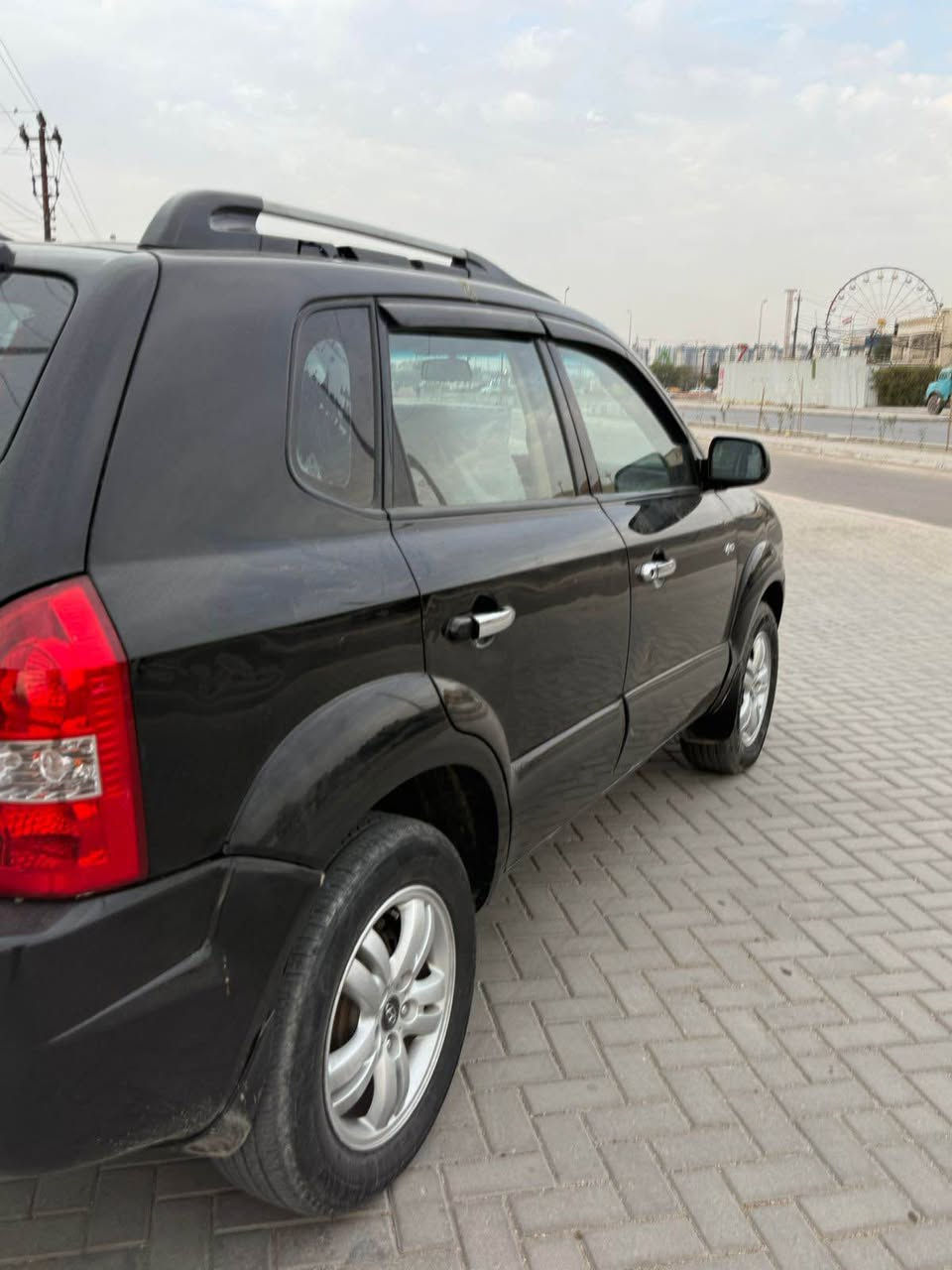 السلام عليكم توسان موديل 2008 خليجي
بيها البنيد صبغ
وبيها الباب الخلف الصدر صبغ بدون دواخل

محرك 2000 دوش4 سلندر
كير AT
السياره بيها شاشه كامره 
تخم تاير 
صدر
دوشمه 
كلهن جدد
***********
مكاني بغداد 
للتفاصيل اتصل
سنويه بسمي بغداد, العراق
