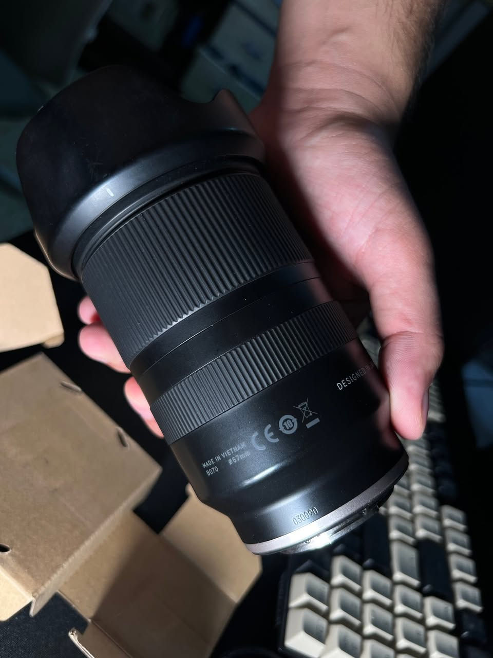 عدسة tamron 17-70
فتحة f2.8 ثابت 
مع مانع اهتزاز داخلي 
عدسة غنية عن التعريف
السعر ٦٥٠


**إذا كنت صاحب هذا الإعلان وتريد حذفه لأي سبب، رجاءا أرسل رسالة إلى الدعم الفني**