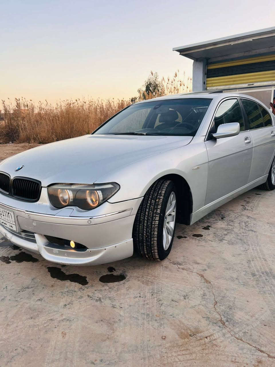 السلام عليكم للبيع فقط 🤍
باخره 745v8

موديل 2002اصل 

رقم بغداد شرط التحويل سنويه مجدده

محرك وكير كفاله 
تدفئه تبريد بلكشن تحكم كهرباء 

صدر  امامي خلفي بشرط 

تخم تاير جديد كلش 

ويل اصلي حجم 18 

فيت بم جديد 

مجاول جدد تخم 

برده خلفيه كهرباء 

جنطه محدث 8

ضربه بلداير مال الجاملغ الخلفي فقط 

سلايت شغال 

تحكم ستيرن 

كروز سرعه شغال 

غرفه مشدوده جديده 

مازدات حاويه زنون بلادي 

حساسات امامي وخلفي الكارت بجنطه عوزه تبديل 

تدفئه تبريد شرط 

صبغ حزام 

مكاني واسط الصويره طريق المطار (مركز النهضه)

*********** اتصال او وتساب السعر 100وبيه مجال
