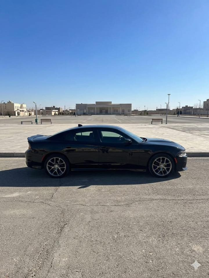 السلام عليكم 
GT/2023
 ماشيه ٣٥ml 
حادثها بجم مبدل بنيد وجاملغ وباب السايق نفس الون سياره حلوه ونضيفه وحادثها موقوي 
 210 $وبيها مجال حك الجيه 
***********
