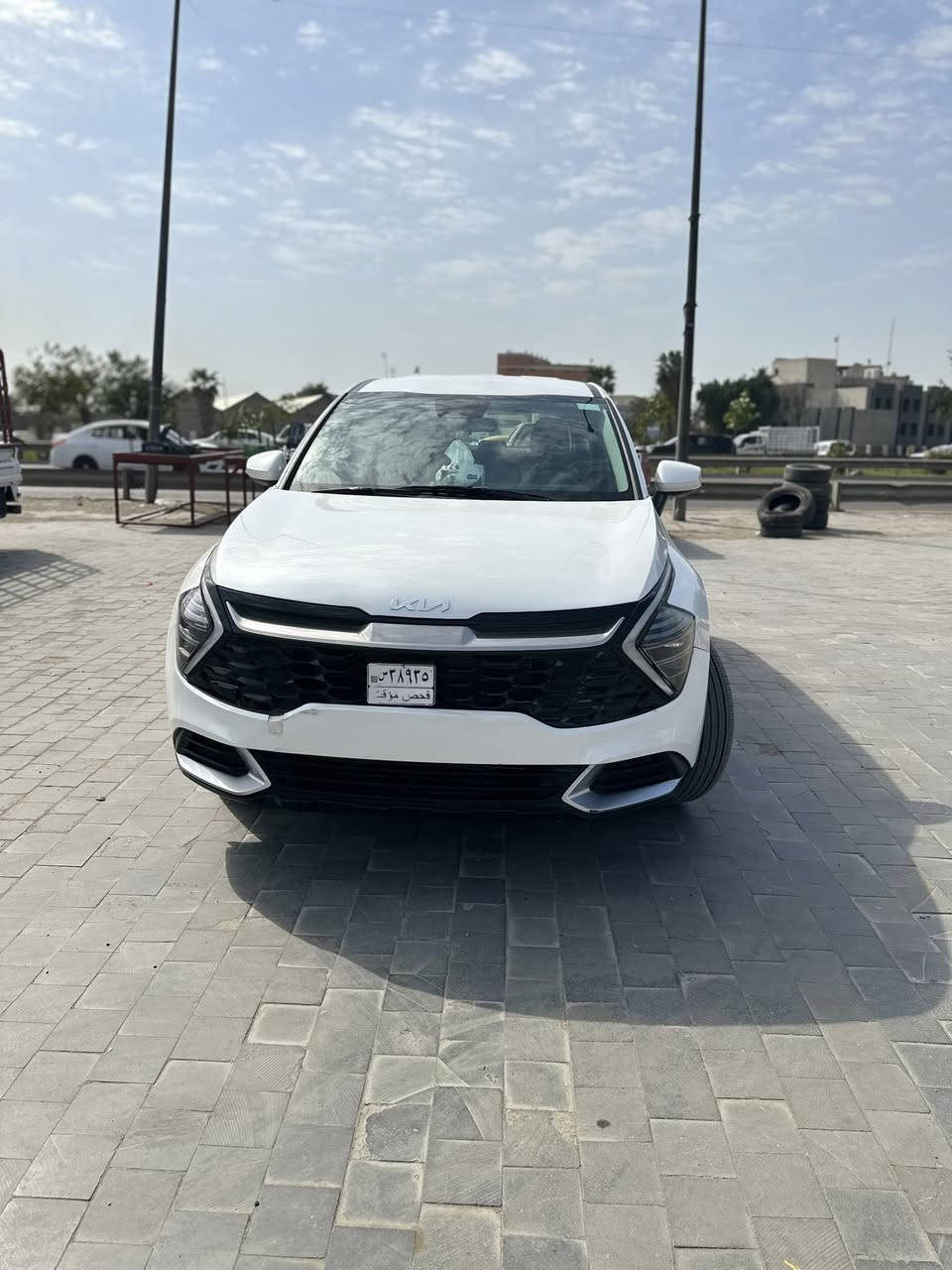 سلام عليكم سبورتج موديل 25 الفه LX
وارد أمريكي حادث سيارة تبديل جنطه نفس لون ول بنيد ربعه مصبوغ ولجاملغ تبديل نفس لون  سيارة ماشية 8الف  سيارة بدون ايرباك بدون شاصي بدون لغود 
السياره تجي اسويج كشنات مخمل اوتو هولد توقف ذاتي تحكم ستيرن شاشه ديجتل شاشه  تدعم كار بلي تجوه وسطيه ليد نهاري ليلي لايت LED. قطعتين تبرید محرك 2500 GDI. ويل كب ثلاث وضعيات سياقه Sport. Normal. Eco. سايد بريك بصمه نزول منحدرات
الاستفسار عبر الرقم ***********
السعر السياره 175 متواج على وتساب ول فيس
