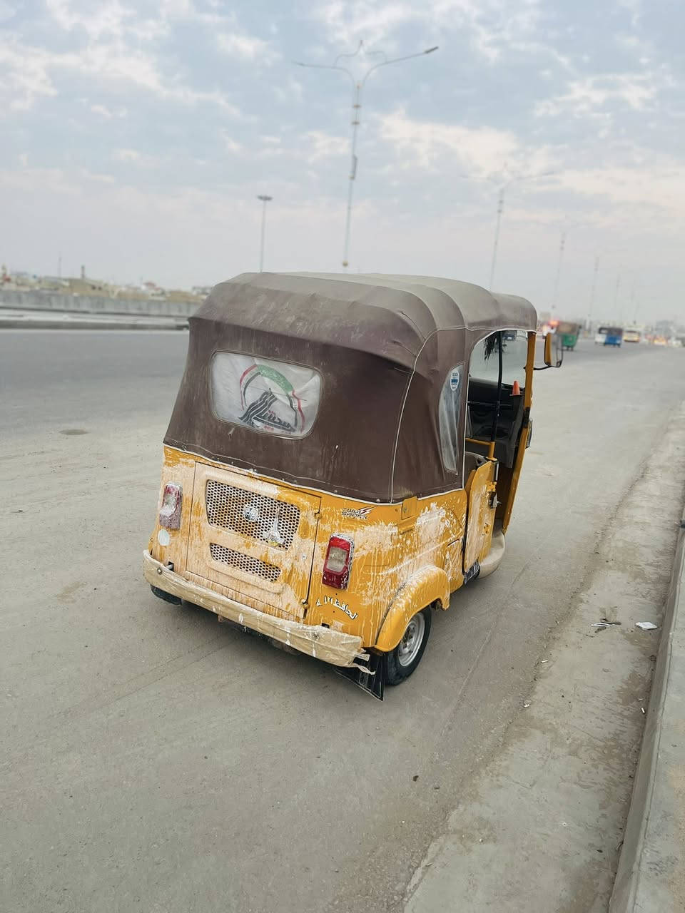 سلام عليكم تكتك 2022 البيع تكتك بيها الغد مكينه كفالة رق سنوه  تكتك كعده و معمر خيسات سعر 7750 بيها مجال رقم ***********
