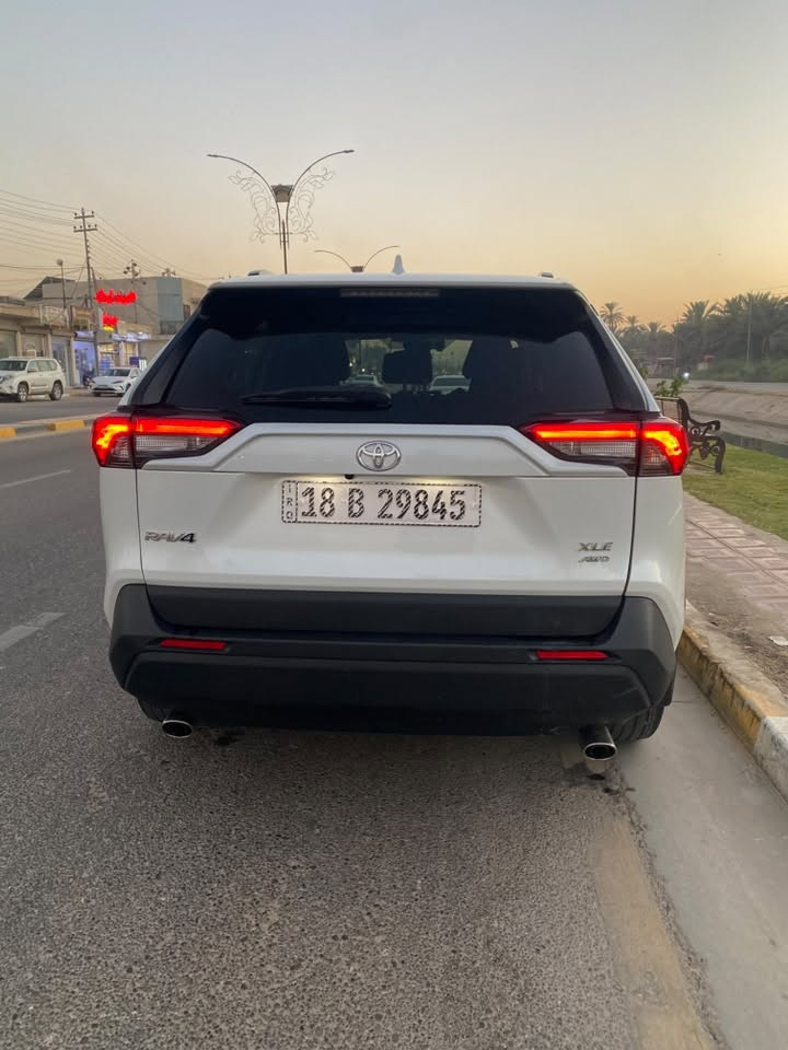 للبيع راف فور 2024 فئه XLE بريميوم ✅
بانزين محرك 2500 وارد امريكي ماشيه 15 الف ميل فقط

حادثها الباب السائق وخلف سائق فقط ايرباك برده جانبية طاكة فقط .. وبيها طعجة صغيرة بالبنيد معدله بارد فقط

بجم كبس 

الرقم شهداء بابل 

مواصفاتها:

٣ وضعيات قياده Normal, Echo, Sport  

 📍بصمه ودخول ذكي

📍ويل ١٩

📍تدفئه سترين

📍رادارات جانبيه ( نقطه عمياء )

📍رادار امامي (تحديد مسار )

📍اوتو هولد

📍اوتو ستوب

📍دخول ذكي   

📍فتحه سقف سلايد

📍كامره خلفيه

📍داخل جلد 

📍باب الصندوك كهرباء

📍كشنات كهرباء

📍تبريد قطعتين

📍تحكمات سترين

📍هاند بريك بصمه

📍مثبت سرعه تفاعليAdaptive Cruise Control

 مكان السياره كربلاء 

📌السياره حلوه ونظيفه صور الحادث مرفقة

 

السعر 250 مجال جدا بسيط للشراي

للتواصل ‭***********‬
