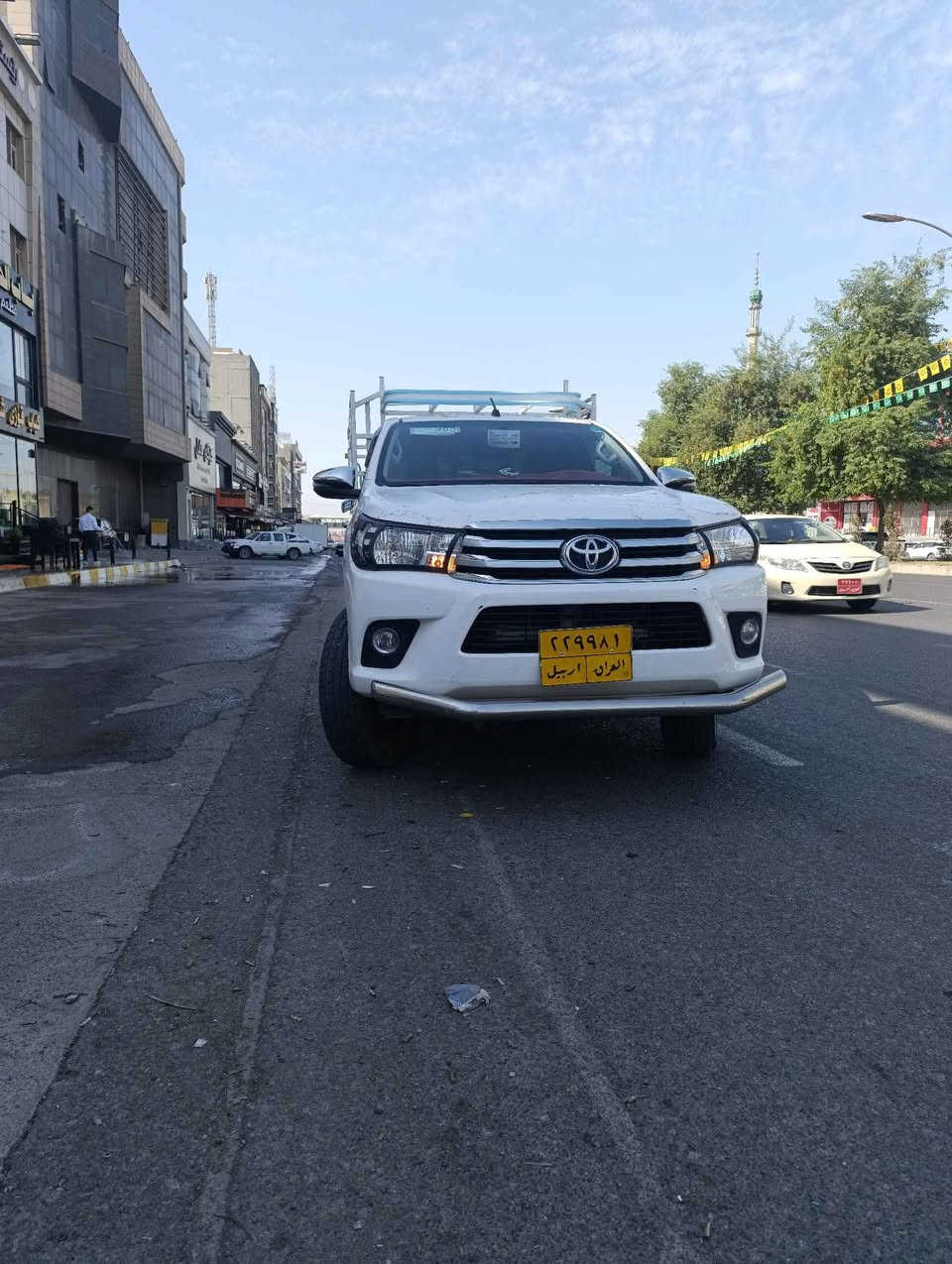 گێر بەشەرت 
مەکینە بەشەرت 
ئەکسل بەشەرت 
شانسی بەشەرت 
یەک دوو شوختی هەیە 
کەمێک دەنگی گونیل پەمی هەیە 
باقی هەمووی بەشەرت 
بێ کێشە و بێ مەسروفە 
ئامادەیە راستەوخۆ بۆ بار بارکردن
شوێن هەولێر 
*********** واتساپ Singapore
