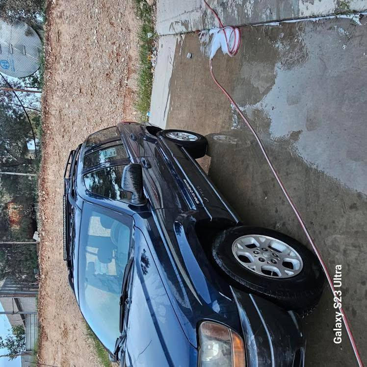 سلام عليكم للبيع او مراوس جيب شيروكي 2001 السياره كير مكينه خير من الله المكينه تجفيت جديد  
المكينه خير من الله تبريد شغال صدره 70% كهربائياته كله شغاله السياره ناعمه كولش وحلوه بل حقيقه لا ضربه ولا تبديل ولا اي شي كوله بلاديه بيه كم شغله نقص متكلف هواي السعر 60 وبيه مجال قليل مكان حي الجهاد ***********
