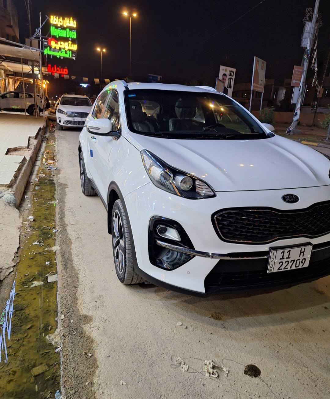 كيا سبورتج موديل 20خليجي مكفولة ماشية قليل رقم بغداد باأسمي مكانها ديوانية موبايل ***********
