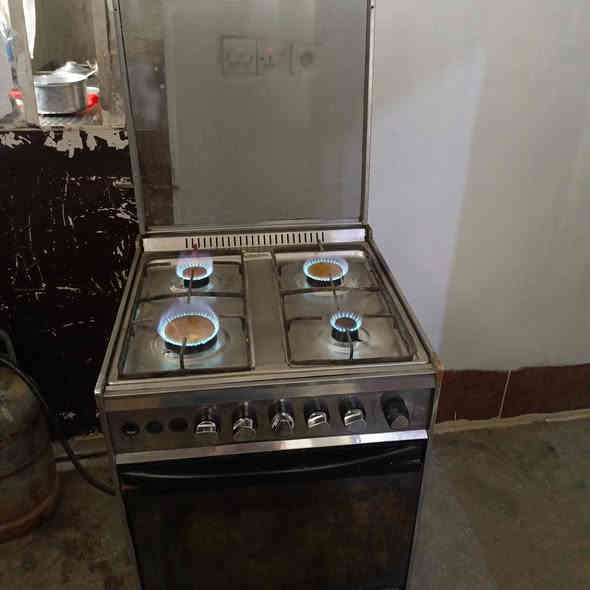 طباخ شرط الشقل للبيع السعر 75 المكان كركوك حي العروبه الاستفسار على هذا الرقم ***********
