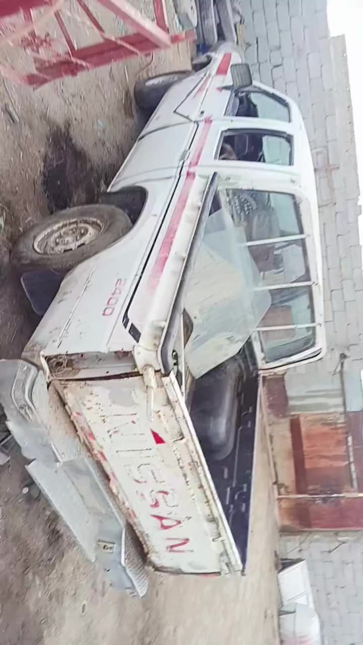 كوم حديد تفصيخ سياره بدون مكينه وكير
ناصريه 
***********
