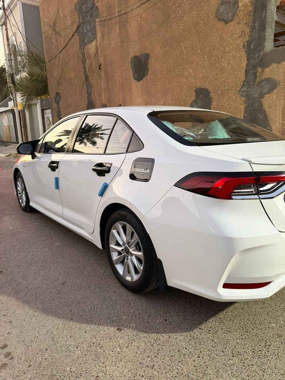 تويوتا كورلا هايبرد 2024 خليجي رقم بغداد الجديد السنوية بأسمي السيارة بحالة جيدة جدا عداد المسافة 20 الف كم بيها تلحيضات بسيطه  السياره فول كشن كهرباء
 بغداد الحسينيه الراشديه ***********
