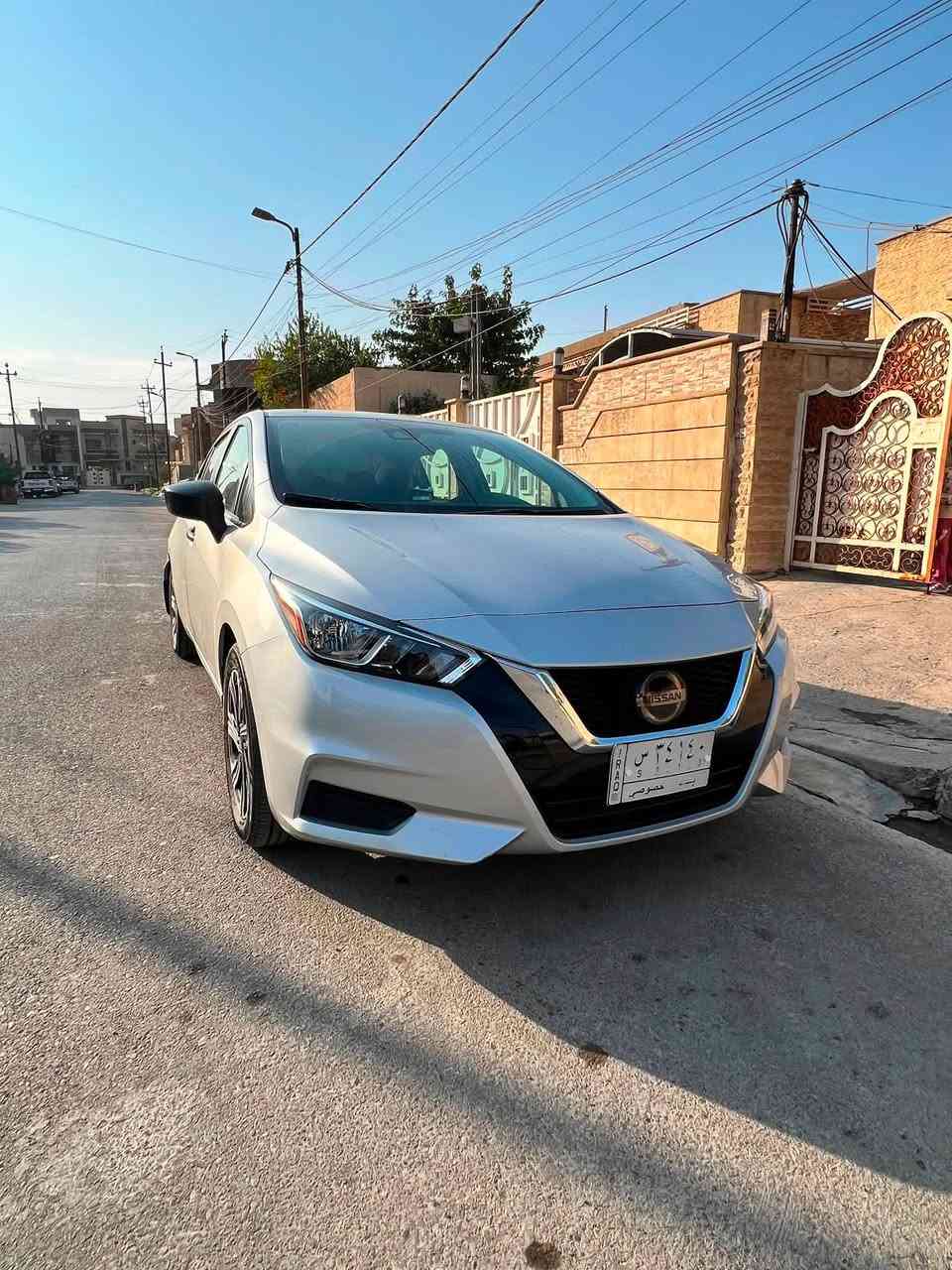 نيسان فيرسا
موديل : 2021 
اامواصفات : sv 
الضرر بالصندوق كما موضح في الصورة 
والسعر 115$ وبيها مجال

***********
