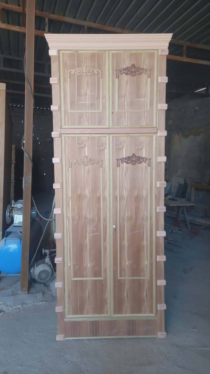 غرفه نوم الوجه 5 الداخل 4 شغل درجه اولئ 
السعر 600 الف كشر عضم 5 قطع العنوان ديالئ بعقوبه بهرز طريق ابو الكرم 
***********
