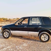 سياره سبورتاج موديل 93 سنوية 26 حلوة و نضيفه و كامله دواخل وخوارج  بيه...