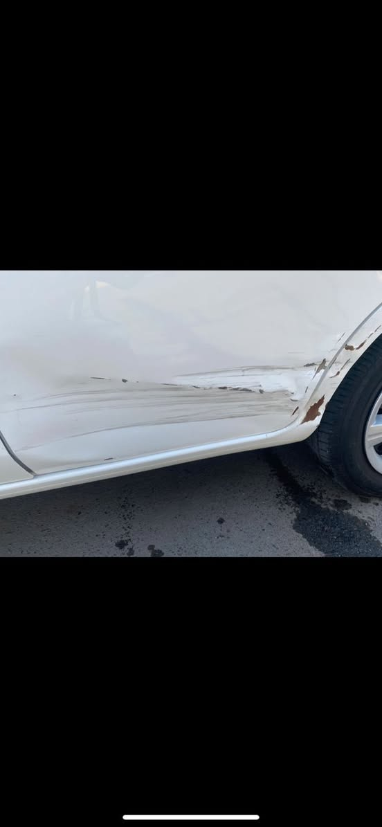 نيسان موديل ٢٣ السياره جاهزه من كلشي وضربتها موجوده بل سونر السعر ١١٣ وبيها مجال مكاني بغداد قرب جامع النداء 
***********
