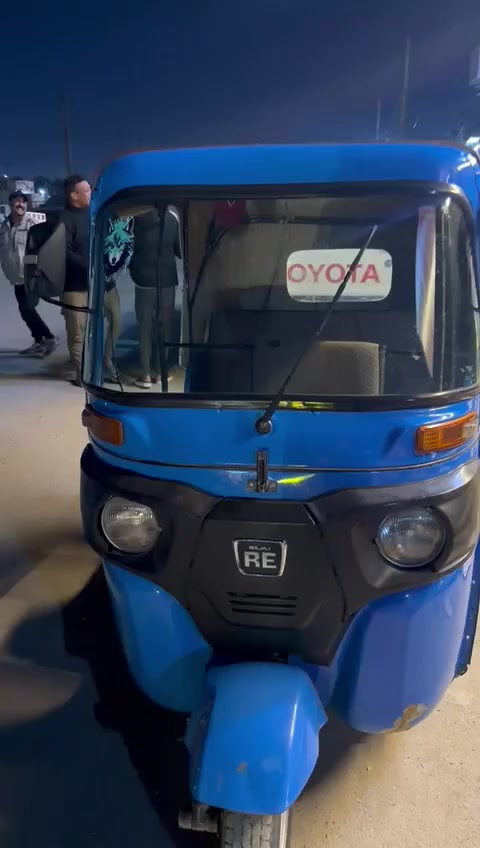 تكتك. 20 رقم وسنويه بغداد مكينه مجفته فقط تكتك خير من الله شوف الفديو وخابرني وتدلل  السعر 6100 وبيه مجال العنوان سبع قصور شارع المشروع ***********
