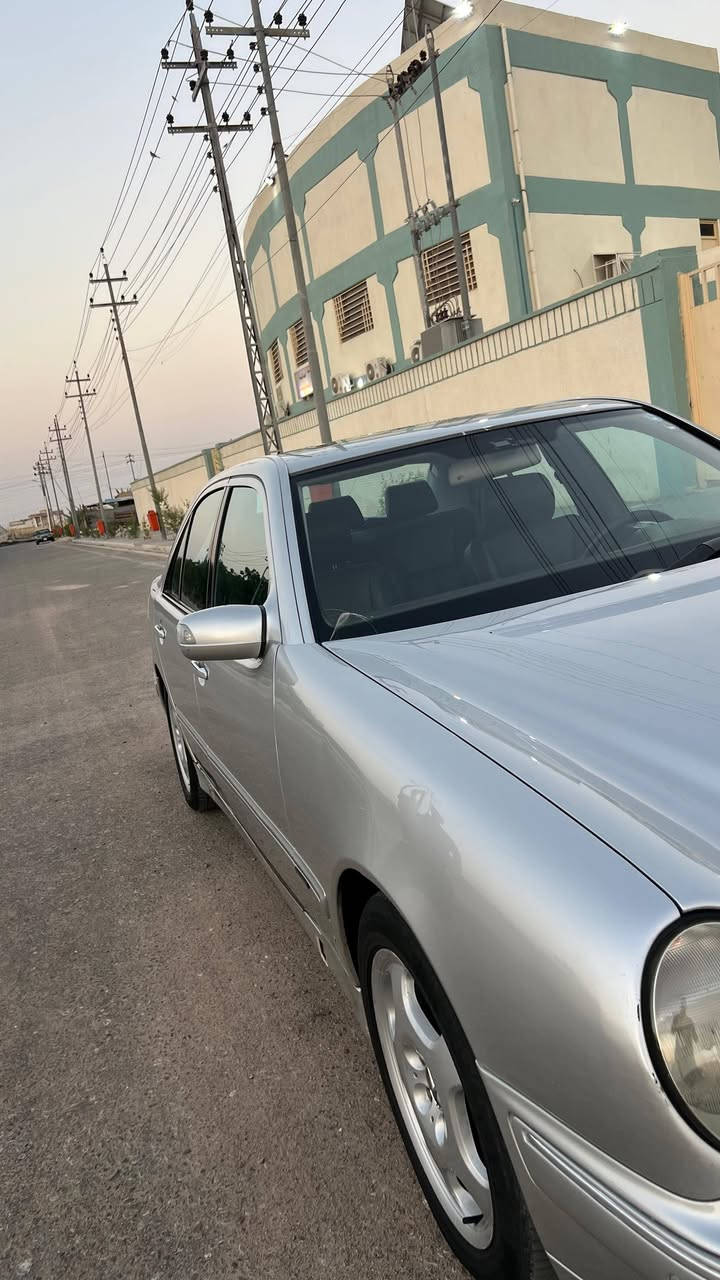 السلام عليكم
ام عيون E320 موديل 2001 افكنارد فول مواصفات 
رقم اربيل سنويه جديد 
السياره كير محرك كفاله 
مكان السياره البصره 
للتواصل ***********
