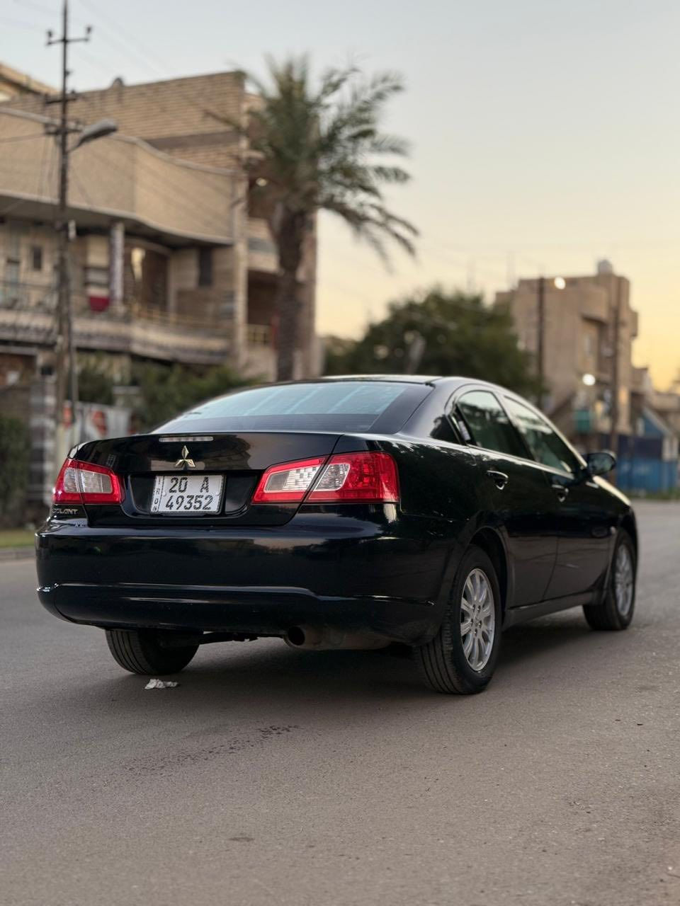 من رخصة الادمن
للبيع مسيبوشي كلنت 2010الشركة العامه 
السيارة بوضع الشركة مكفوله كفاله عامه سبير ما نازل 
فول واحد على واحد فتحه تحكمات ستيرن سياقه ذاتية 
ماشة 135الف كاعية الشركة داخل بيجه
العنوان بغداد البنوك 
السعر 130$
***********
