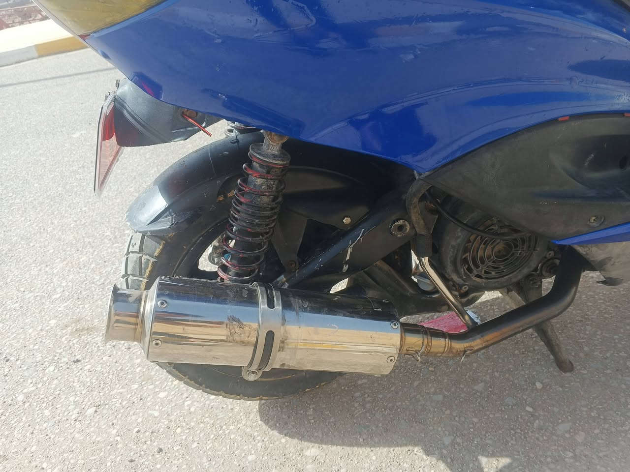 السلام عليكم
سكنس نثيه ياباني 

كبريتر 

شغاله سلف + هندر 

مكينه مفتوحه 

صالنصه رياضي 

للبيع فقط بدون مراوس 

المكان / غراف 

السعر 425 وبيه مجال بسيط 

تفاصيل اكثر عالخاص


**إذا كنت صاحب هذا الإعلان وتريد حذفه لأي سبب، رجاءا أرسل رسالة إلى الدعم الفني**