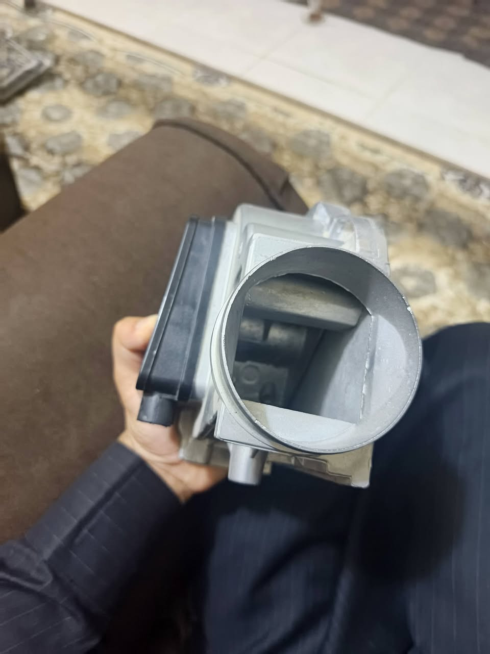 ايرفلو أوبل  حجم20
جديد بعده ما مشتغل اشتريته لسيارتي وطلع القديم مابي شي 
بسعر مناسب 
***********
