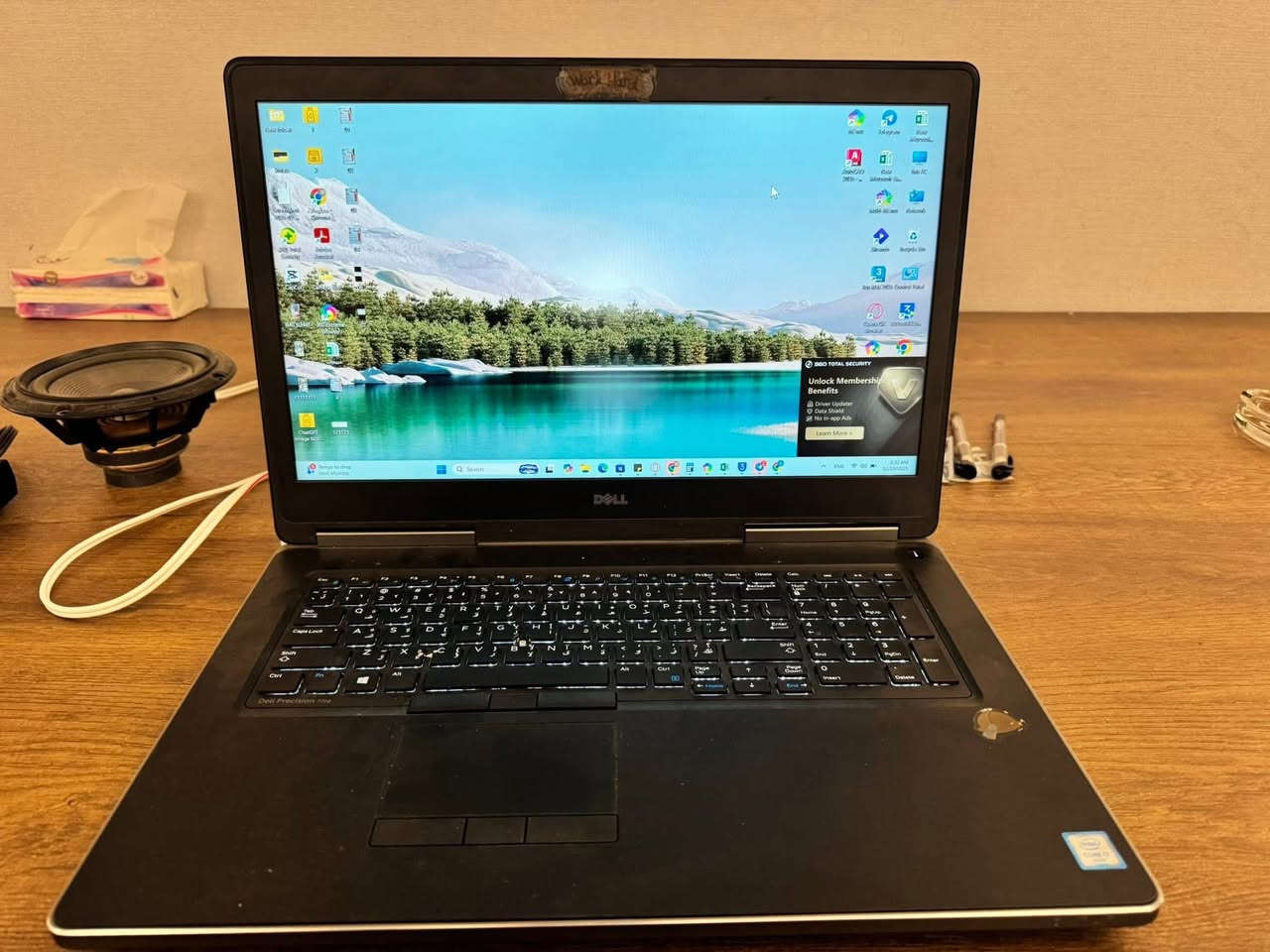 Deel 7710
💻 للبيع لابتوب Dell Precision 7710 – Workstation احترافي ثقيل

لابتوب قوي جدًا مخصص للأعمال الهندسية، التصميم، والرندر، يتحمل الشغل الطويل بدون مشاكل.

🔧 المواصفات الكاملة والدقيقة:

 • الشركة: Dell

 • الموديل: Precision 7710

 • المعالج:

 • Intel® Core™ i7-6820HQ

 • سرعة 2.70GHz

 • 4 أنوية / 8 Threads

 • الرام: 16GB DDR4

 • كرت الشاشة المنفصل:

 • NVIDIA Quadro M4000M

 • ذاكرة 4GB VRAM

 • فئة Workstation احترافية

 • كرت الشاشة المدمج: Intel HD Graphics 530

 • DirectX: 12

 • الشاشة: 17.3 إنج (كبيرة ومريحة للشغل)

 • نظام التشغيل: Windows 11 Pro أصلي

 • نوع النظام: 64-bit

 • BIOS: UEFI (محدّث)

 • الواي فاي + بلوتوث: موجود

 • الكاميرا + المايك: موجود

 • المنافذ:

USB 3.0 – HDMI – Mini DisplayPort – Thunderbolt – LAN – قارئ SD

 • الحالة: نظيف ويعمل بكفاءة عالية

 • ملاحظة: جهاز Workstation (أقوى من اللابتوبات العادية)

⸻

🎯 مناسب جدًا لـ:

✔ AutoCAD

✔ SolidWorks

✔ Revit

✔ 3ds Max

✔ Photoshop

✔ Premiere

✔ أعمال هندسية وتصميم ورندر

⸻

⭐ المميزات:

 • كرت شاشة Quadro احترافي (مو مخصص ألعاب بل شغل ثقيل)

 • أداء ثابت وقوي

 • شاشة كبيرة مناسبة للتصميم

 • يتحمل ضغط العمل الطويل

⸻

📍 ملاحظات:

 • الجهاز مجرّب

 • جاهز للاستخدام

 • السعر قابل للتفاوض للجادين فقط

💰 السعر: (425الف)

📞 التواصل: (***********)

***********

⸻
