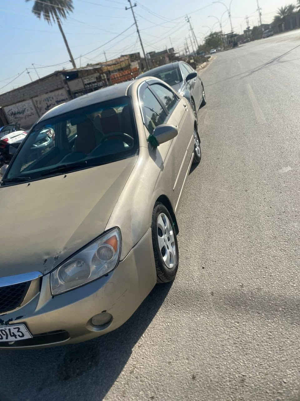 السلام عليكم كيا سبكترا موديل 2006
سنويه جديده باسمي مصبوغه حزام للجماليه 
السعر 70 وبي مجال مكاني كربلاء الحسينيه 
***********
