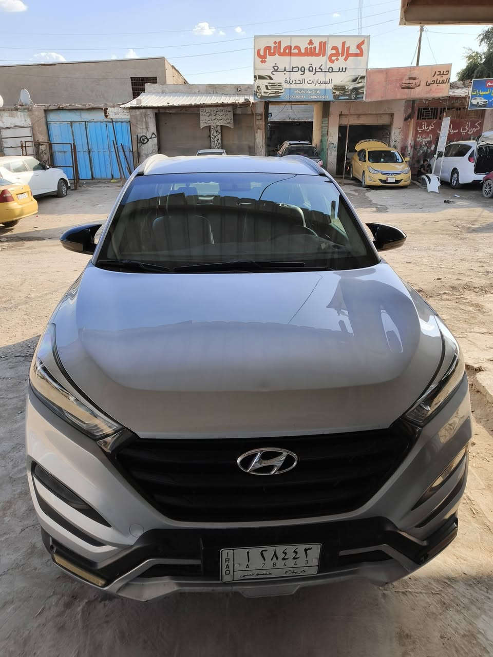 توسان مديل 2018سياره نضيفه ماشيه 92الف  كشن كهربائي حادثه جاملغ خلفي الي خلف صدر رقم كربله سنويه بسم صاحبه كبل تحويل ***********
