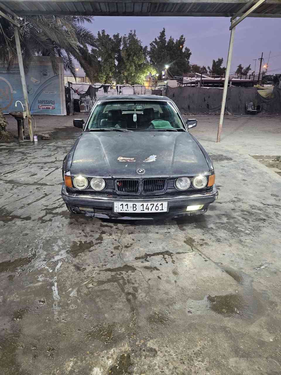 السلام عليكم للبيع او مراوس بي ام ٧٣٥ مكينه كير حداديه جاهزه موديل ٩٠ تايرار جدد تبريد شغال بجم عريض كهربائاتهه كله شغاله ماعده السلايت السعر ٣٦ وبيها مجال قليل *********** مكان بغداد الشعلة
