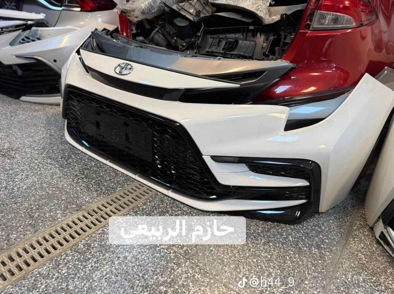 محل حازم الربيعي 
توفر  جميع قطع غيار (كورلا )(كامري) )(راف فور )) (كورلا كروس )  جميع الموديلات 
🔻يتوفر توصيل جميع انحاء العراق  🚚 🔻
محل حازم الربيعي يوفر  لكم جميع قطع غيار السيارات اليابانيه
🔹فول لايت وبك لايت 
🔹بطانة جاملغ ودرع تحت المكينه ودرع تحت الراديتر
🔹بروجكتر ولد  جميع انواع السيارات اليابانيه
🔹دعامية امامي وخلفي وماسكة دعاميه
🔹شباك دعاميه اعلى واسفل 
🔹مراية جانبية 
🔹جاملغ وبنيد 
 
☎️📞*********** ☎️
