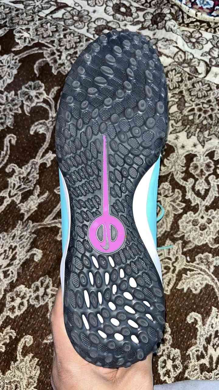 السلام عليكم
حذاء تيمبو فول نظافه 
قياس 45 طول قدم 29 سانتيم 
السعر 35 الف 
بغداد الزعفرانية ما عندي توصيل 
***********
