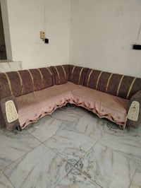 ديوان زغير • ٦مقاعد