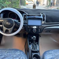 سياره للبيع كيه سيارتو محرك الف وستميه جيدي أي تدفأه وتبريد شغال بيهه ...