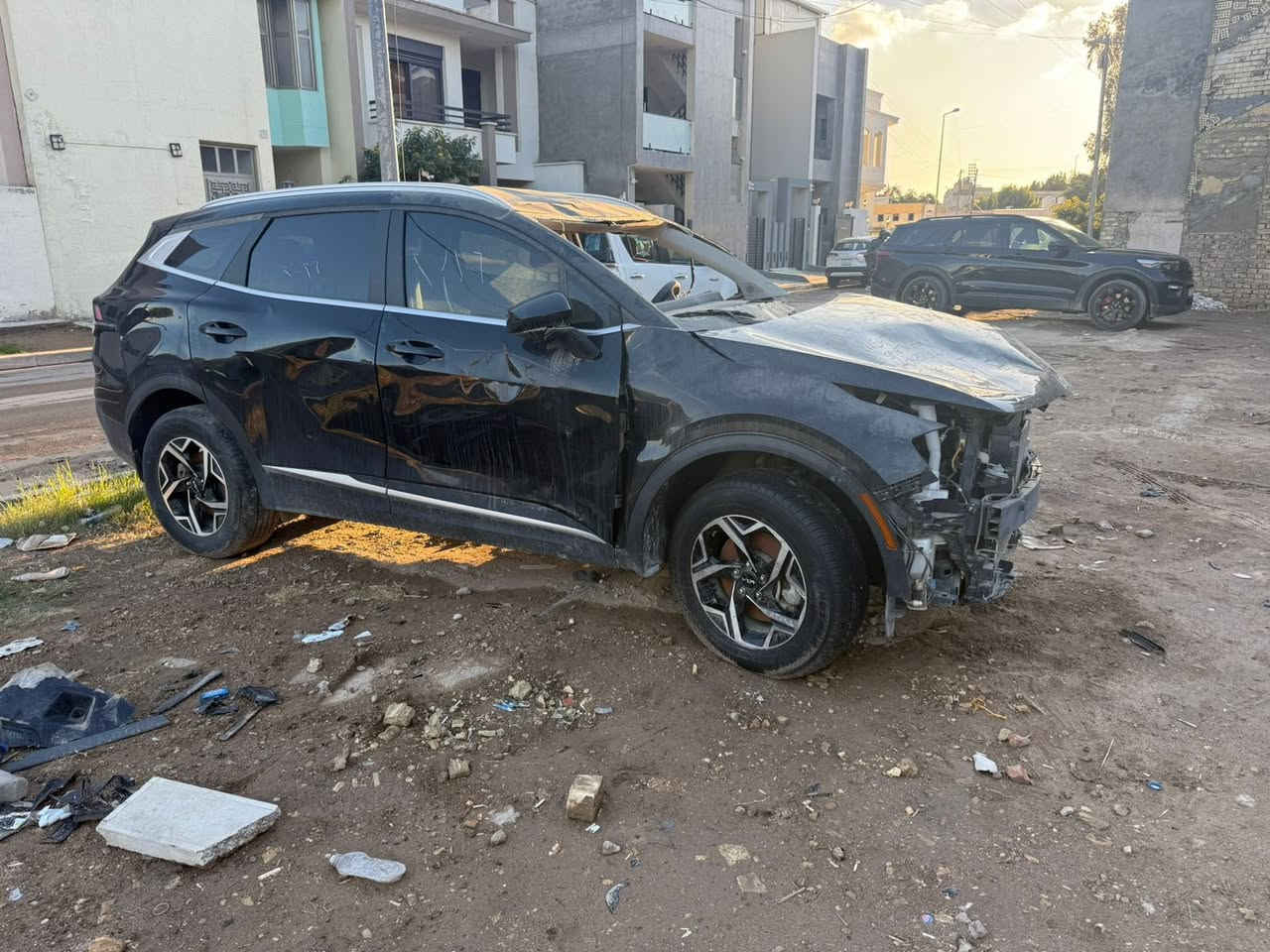 السلام عليكم
للبيع سبورتج 

موديل2023

ع حادثها سيارة منفيس بسمي 

دافع كمركها 

السعر 88 ورقه وبيها  مجال 

الاتصال***********

مكان سيارة بغداد حي قادسية
