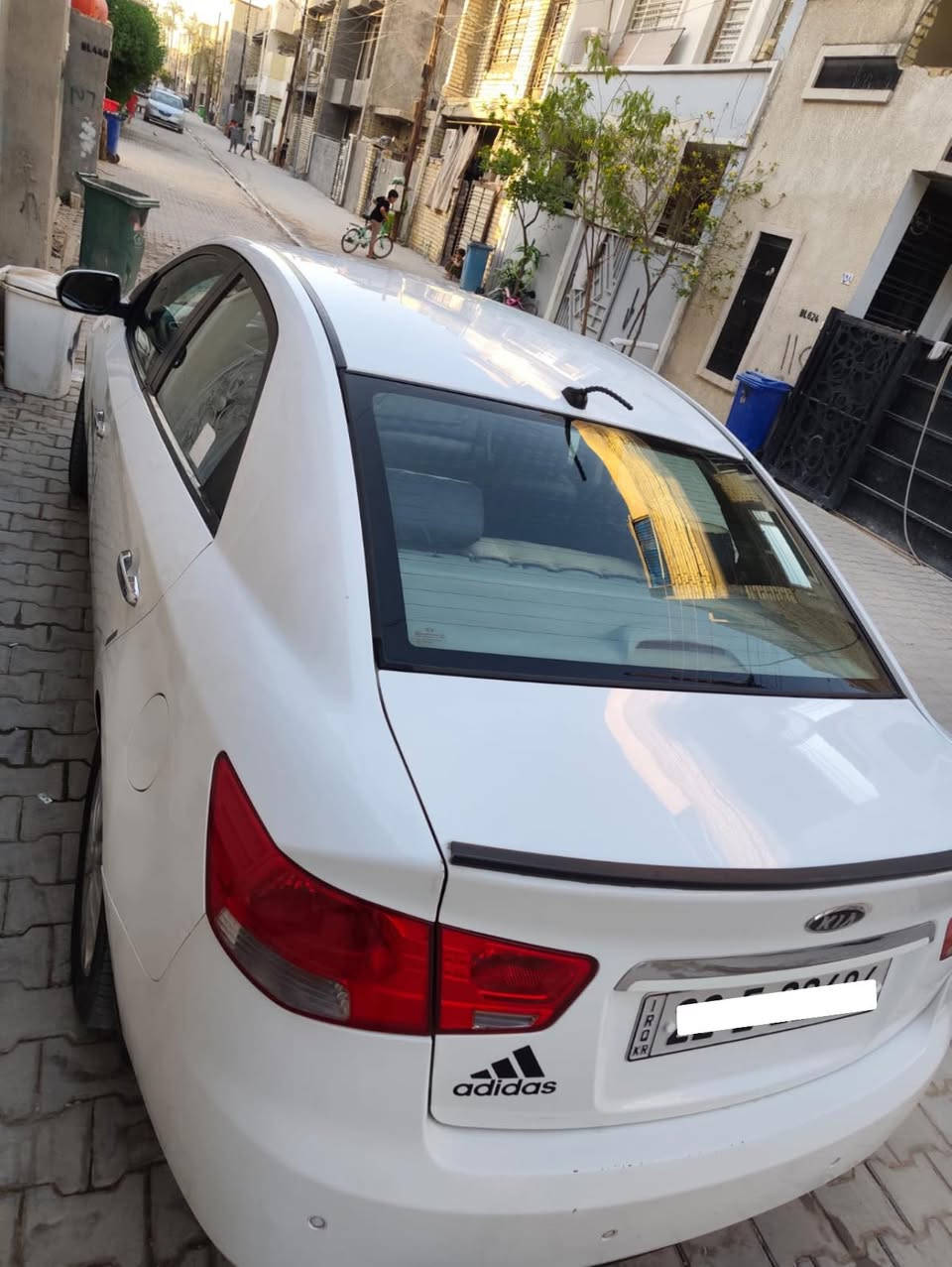 🚗 للبيع كيا سيراتو 2012 خليجي 🚗

🔹 محرك 1600
🔹 تحويل سنوية مباشر
🔹 هزة جديدة مركبة قبل أسبوع
🔹 تايرات جديدة
🔹 جامة أمامية جديدة
🔹 السيارة ما بيها أي نقص

📌 الملاحظات:

حادثها جاملغ خلفي
باب خلفي مصبوغ
الدعاميات مصبوغه 

💰 السعر: 90 ورقة
📍 والسعر بيه مجال بسيط للجادين فقط.

للاستفسار مراسلة الخاص أو الاتصال.

+964 771 484 7317

مكان سياره ( شارع فلسطين او الدوره


**إذا كنت صاحب هذا الإعلان وتريد حذفه لأي سبب، رجاءا أرسل رسالة إلى الدعم الفني**