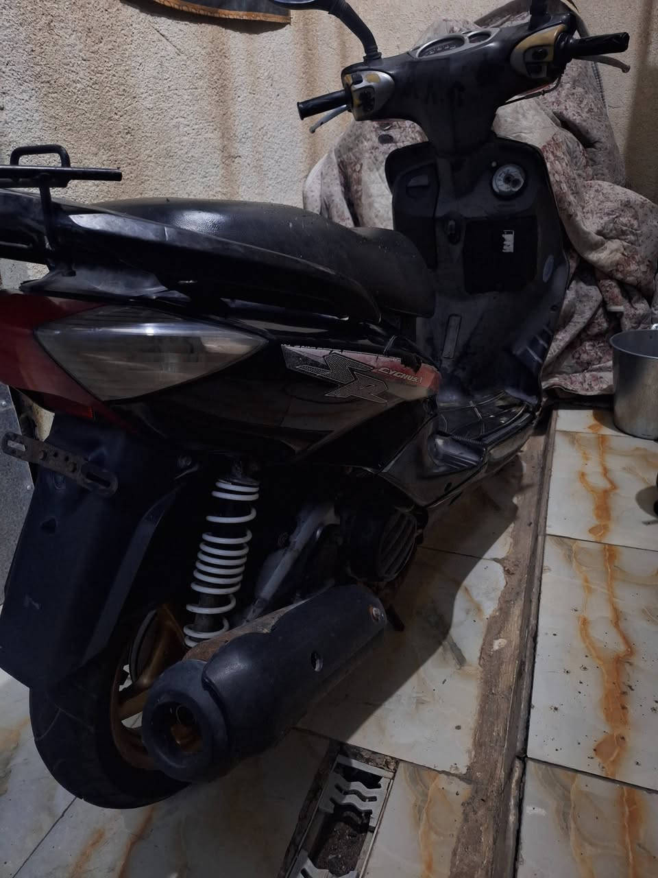 سلام عليكم دراجه سكنس نثيه نظيفه شغاله ١٤٠ كوري للبيع السعر ٥٠٠ مكاني بغداد نهايه حي اور الرقم ***********
