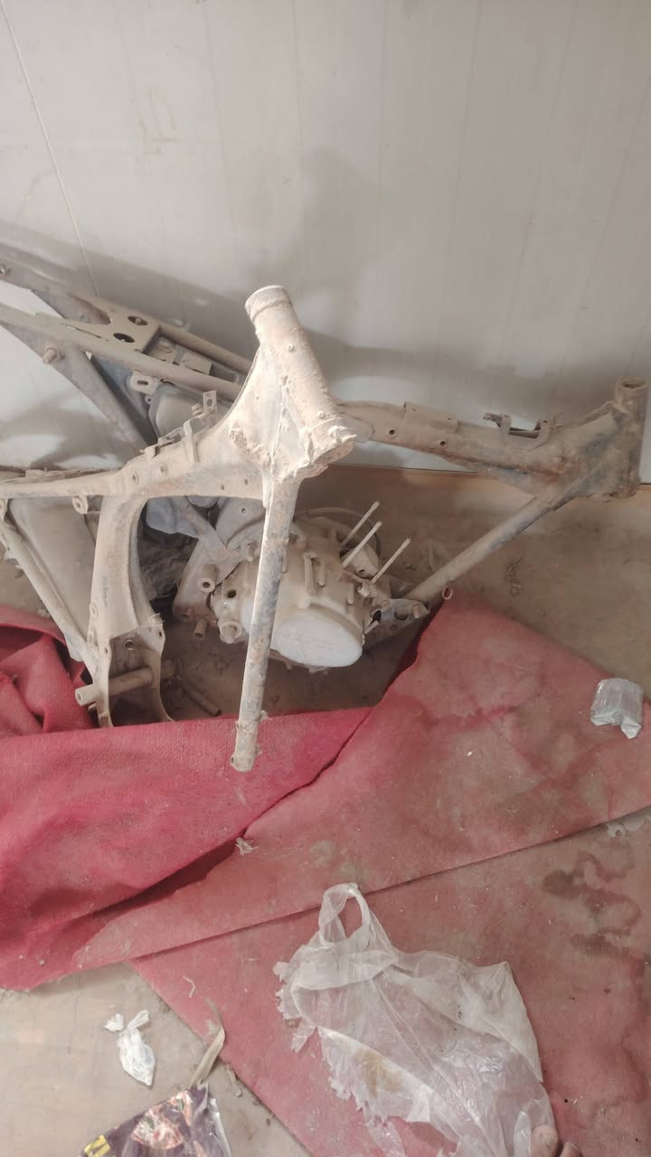 للبيع شواصي كلك2 وطابوكه ومكينه قيم  وخذهن


**إذا كنت صاحب هذا الإعلان وتريد حذفه لأي سبب، رجاءا أرسل رسالة إلى الدعم الفني**