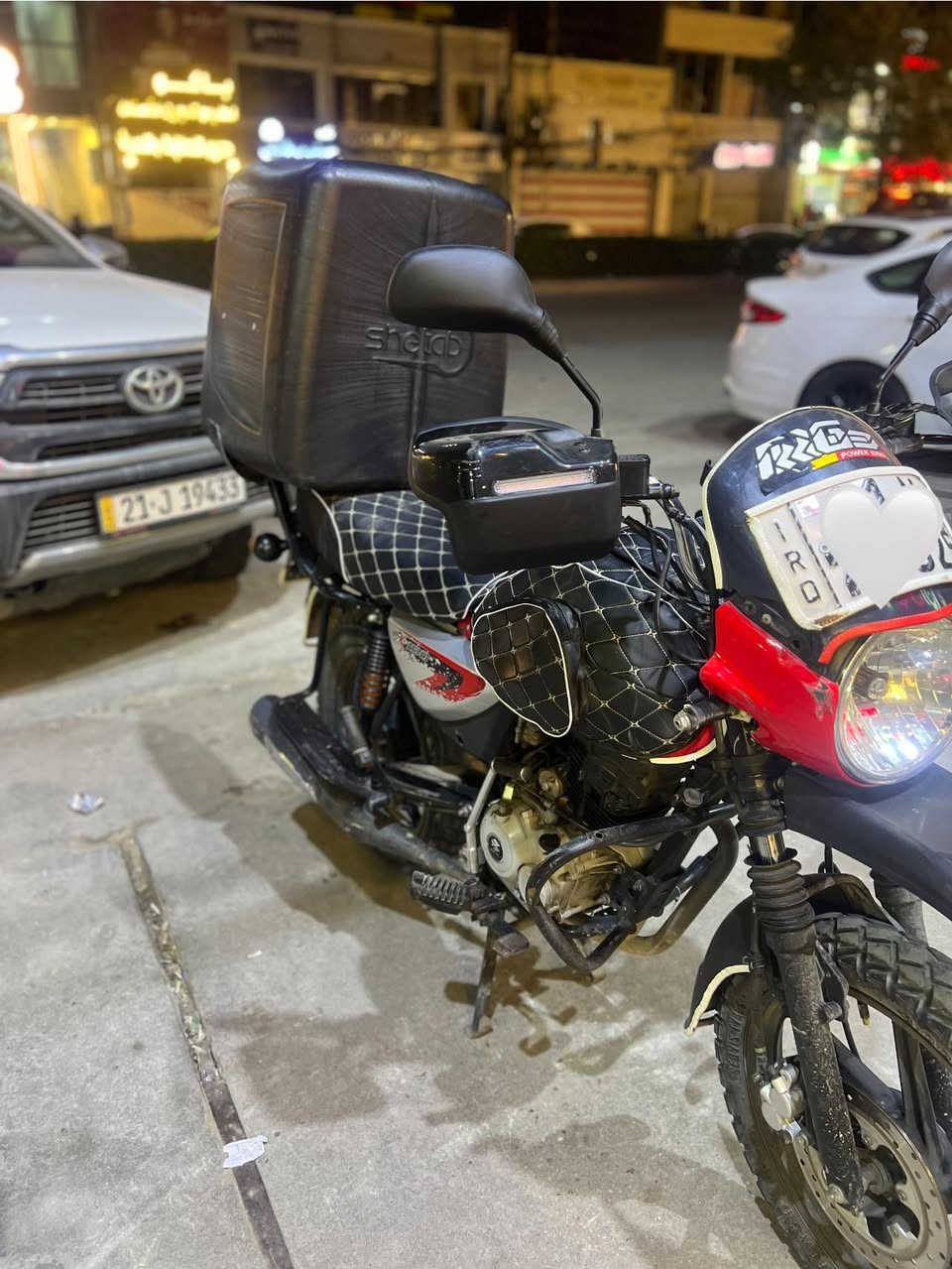 سلام عليكم دراجه بوكسر للبيع مرقمه رقم بغداد و سنويه تحويل ثاني يوم دراجه نضيفه مكينه خير من الله موديل 2023
السعر خاص رقم ***********
