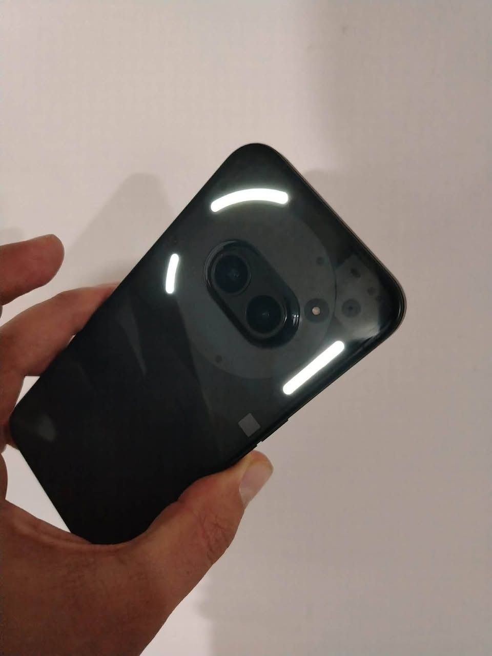 السلام عليكم nothing 2a plus نوثنك جهاز راقي غني عن التعريف ذاكرة 256رام12 جهاز كلش راقي وفخم بلنضام والخامة بيه لدات شاشتة رهيبة صوتة عالي ستريو رايدة ب350الف جهاز لوك نضافة 100 مكاني بغداد العامرية او ابوغريب ***********
