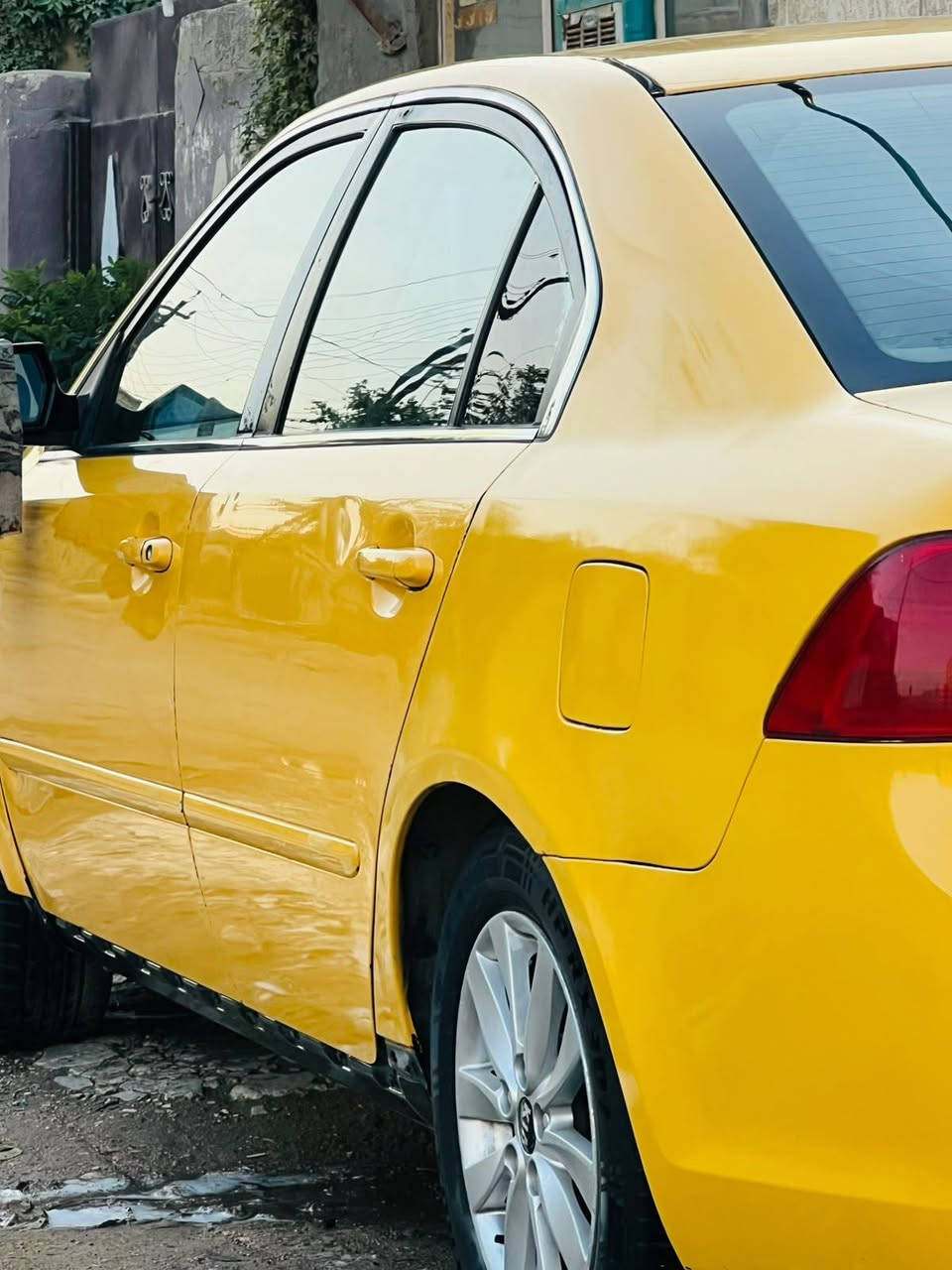 السلام عليكم
📍السعر ٨٥ وبيه مجال 
كيا اوبتيما ٢٠٠٩
 أمريكي مكينه ٢٤٠٠ بيه خيط بخار 
سياره مصفره هيئة وغرامات 
خط وبحث جديد 
حادث حوض خلفي 
رقم ذي قار نكليزي سنويه ٢٠٢٨
تبريد ثلج 
حداديه جديده 
تخم تاير جديد
المكان بابل الشوملي
***********

