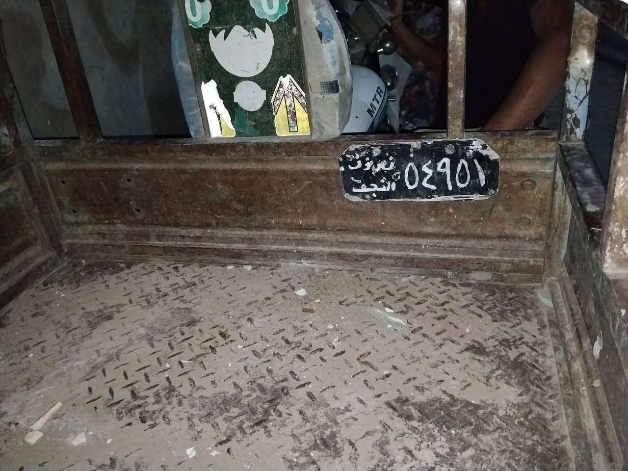 السلام عليكم شباب ستوته للبيع رقم اسود موديل 8سنويه موجوده  ماندل راعيها ستوته شغاله كلشي مابيها شراي يجي خاص لو يتصل ***********
